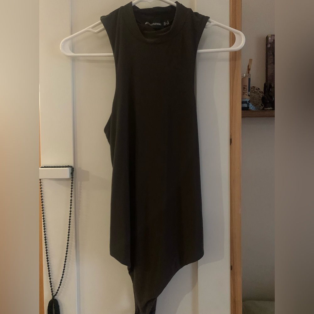 Pretty little thing bodysuit Brown